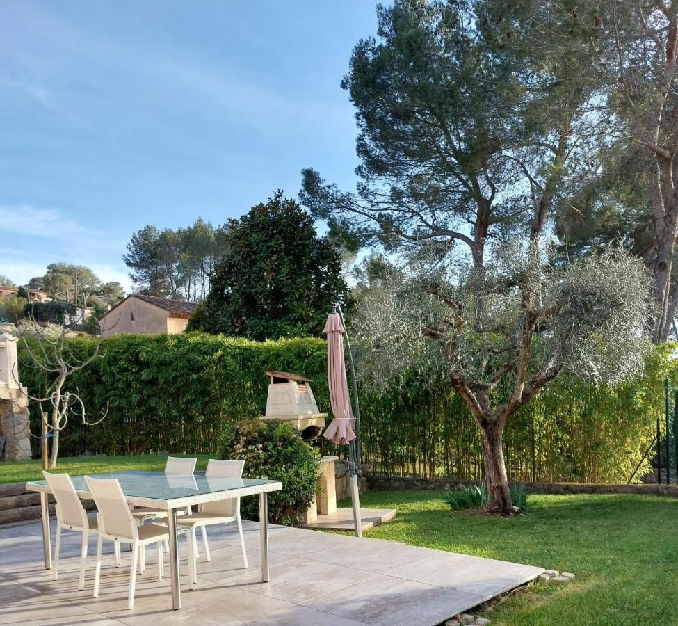 Gite Les Pins Climatise Piscine Chauffee Jardin Peymeinade Luaran gambar