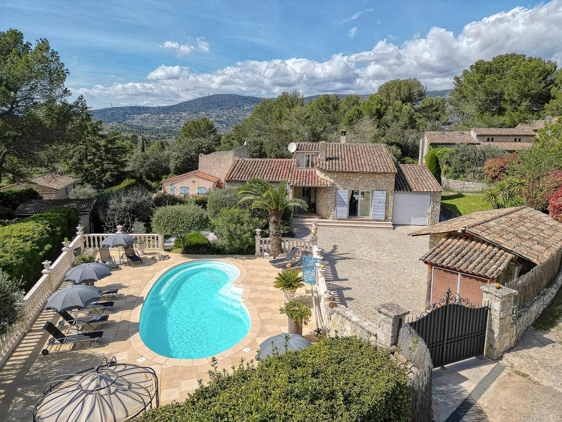 Gite Les Pins Climatise Piscine Chauffee Jardin Peymeinade Luaran gambar